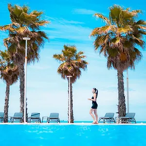 Hotell Prestige, Golem (Tirana)
