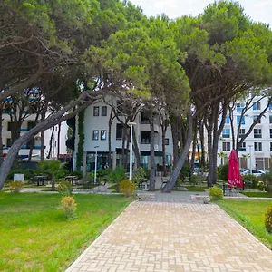 Hotell Kastrati, Golem (Tirana)