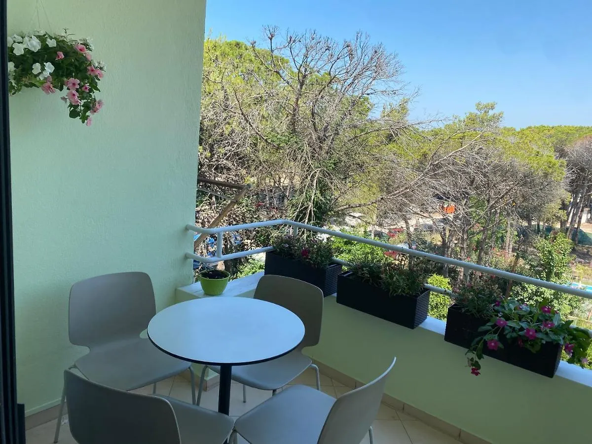 Cheerful 2-Bedroom Apartment In Golem Golem  Golem (Tirana)