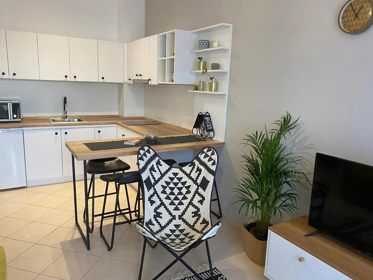 Cheerful 2-Bedroom Apartment In Golem Golem  Albania
